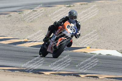 media/Oct-02-2025-Racers Edge (Thu) [[2c91cb6ab3]]/3-B Group/Session 4-Turn 12 (1pm)/